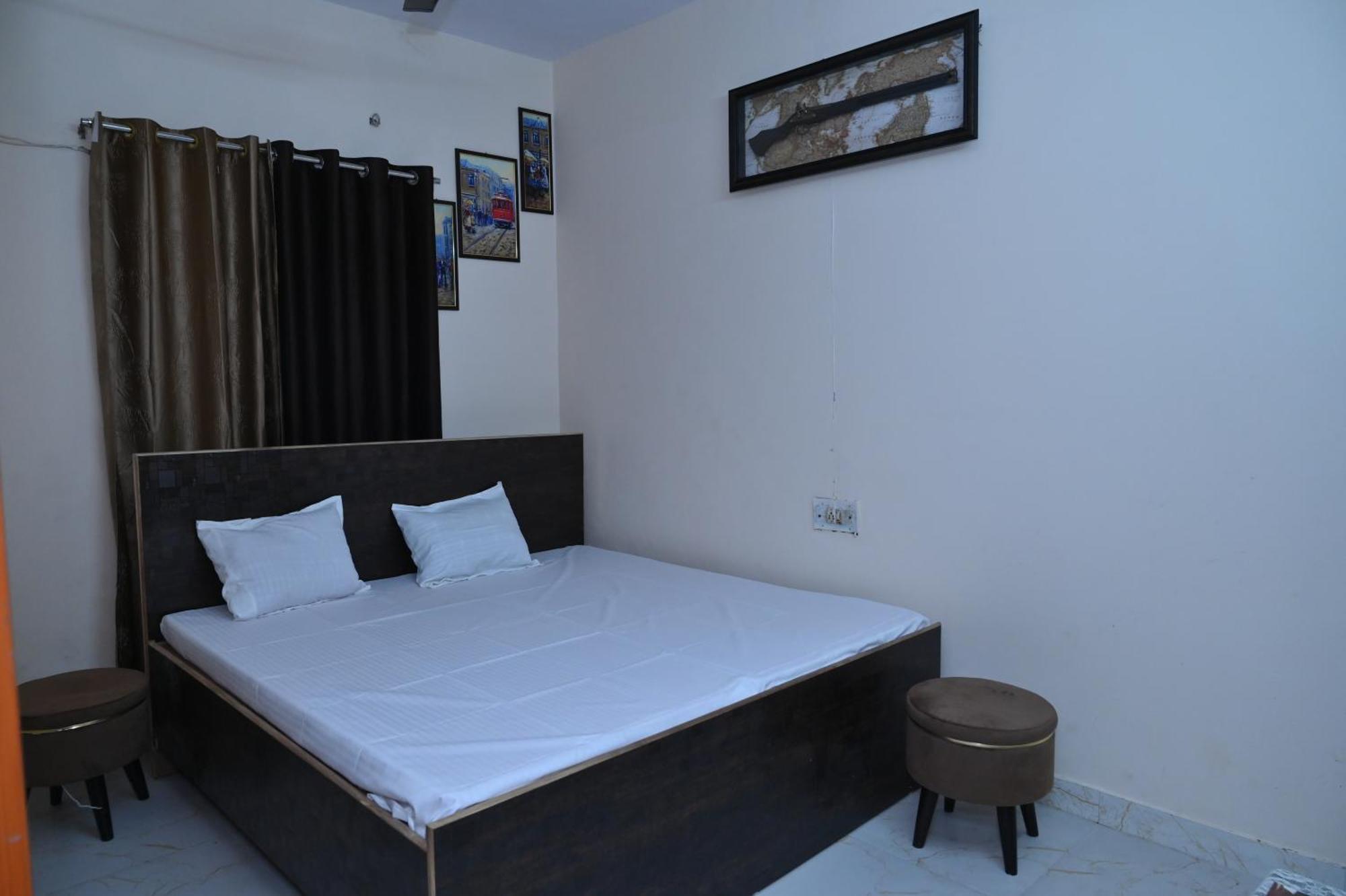 Privyrooms โคราฆปุระ ภายนอก รูปภาพ
