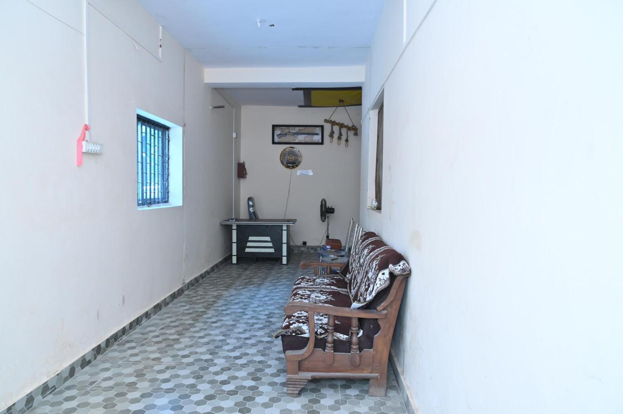 Privyrooms โคราฆปุระ ภายนอก รูปภาพ