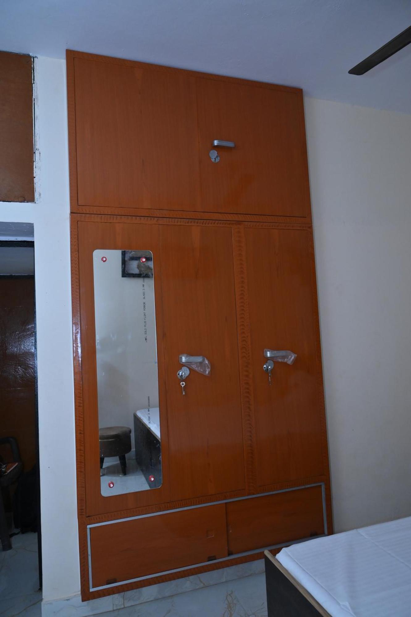 Privyrooms โคราฆปุระ ภายนอก รูปภาพ