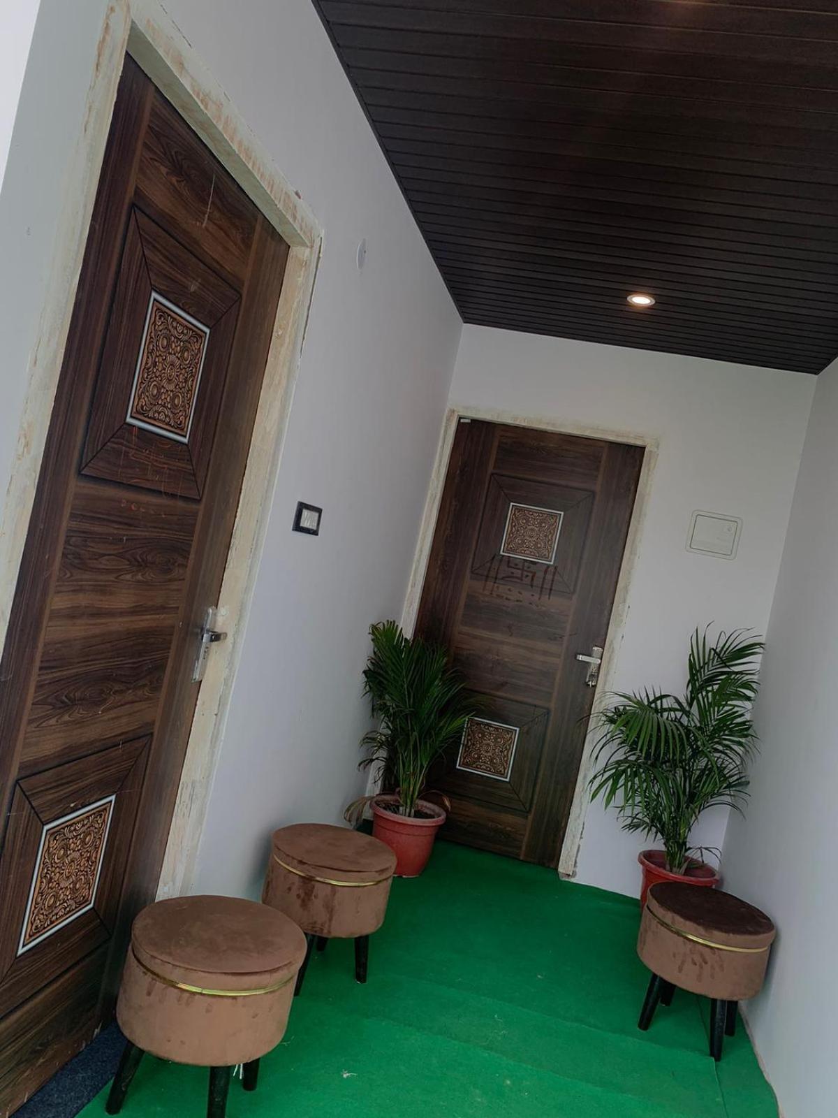 Privyrooms โคราฆปุระ ภายนอก รูปภาพ